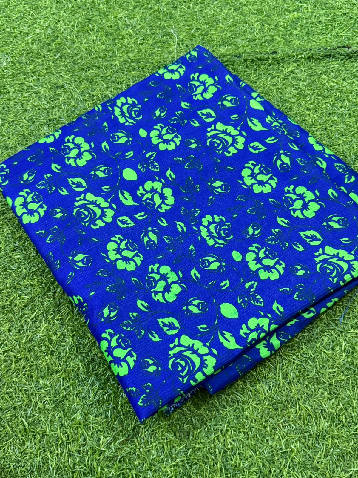 Printed Unstitched Poly Lawn 2 Pcs - Black Gold Lantern
