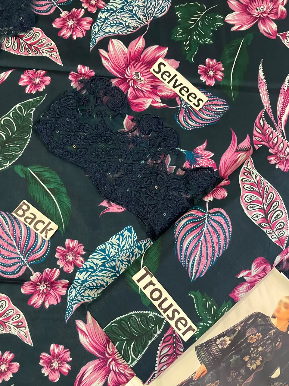 UNSTITCHED Baroque lawn 3pc 2026