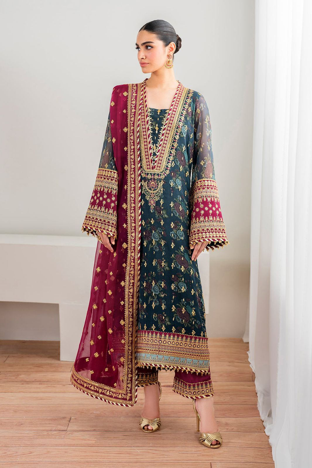 Unstitched luxury article NWMR-2026